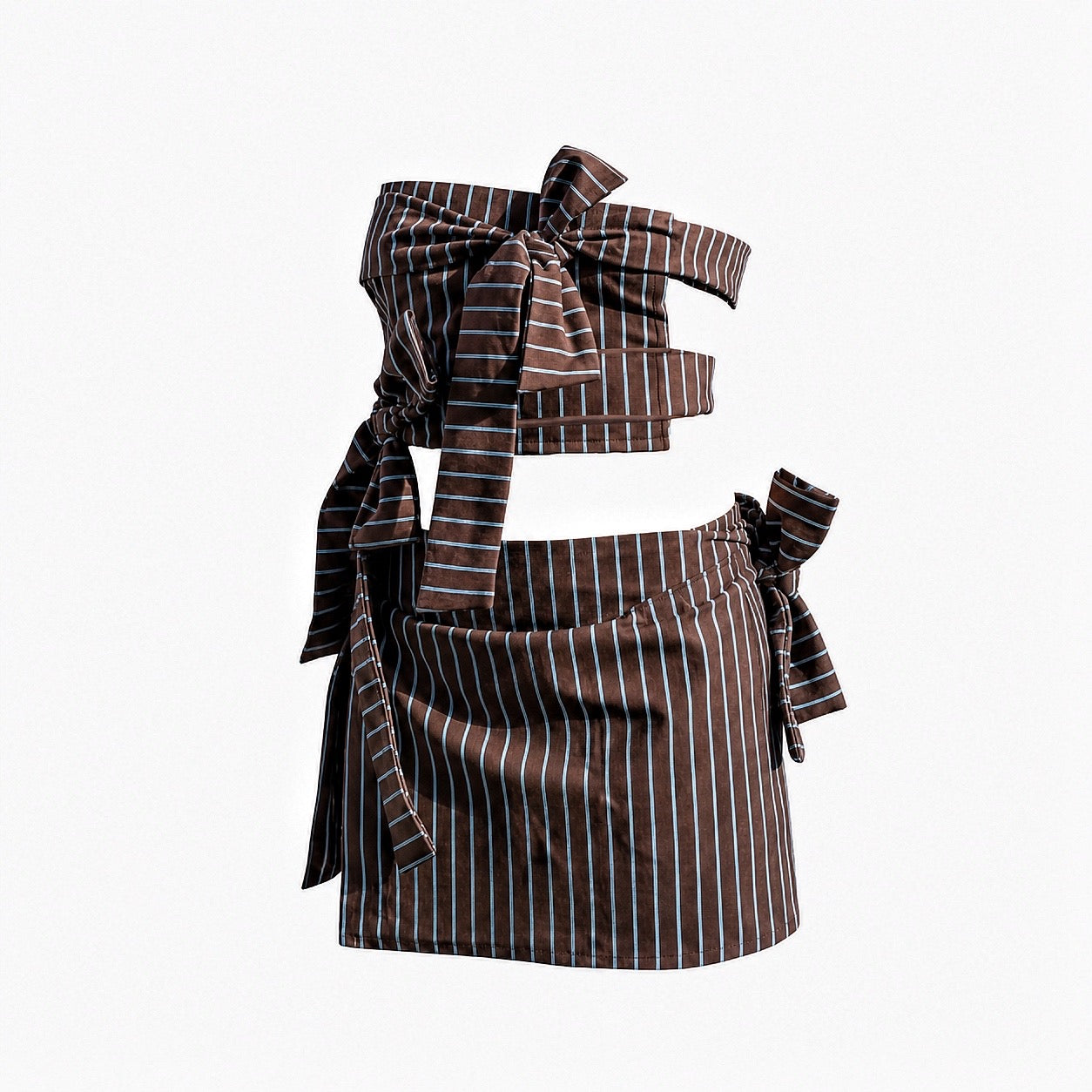 Top con doble lazada y espalda abierta chocolatito aferminna y falda con lazada y abertura lateral chocolatito de aferminna